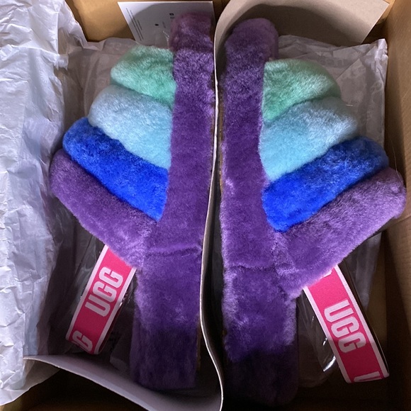 Ugg Pride Fluff Yeah Wedge Slide with Elasticated Strap - Picture 3 of 16